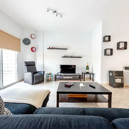 Apartament Exclusive Modern In Trachoni, Limassol.